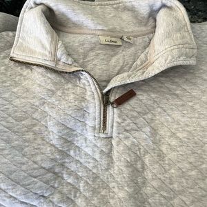 LL Bean quilted pullover
